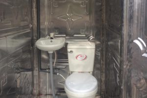 Cho thuê nhà vệ sinh công trình